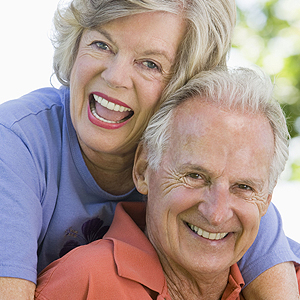 Do Dental Implants & Dental Veneers Are Same | El Paso, TX